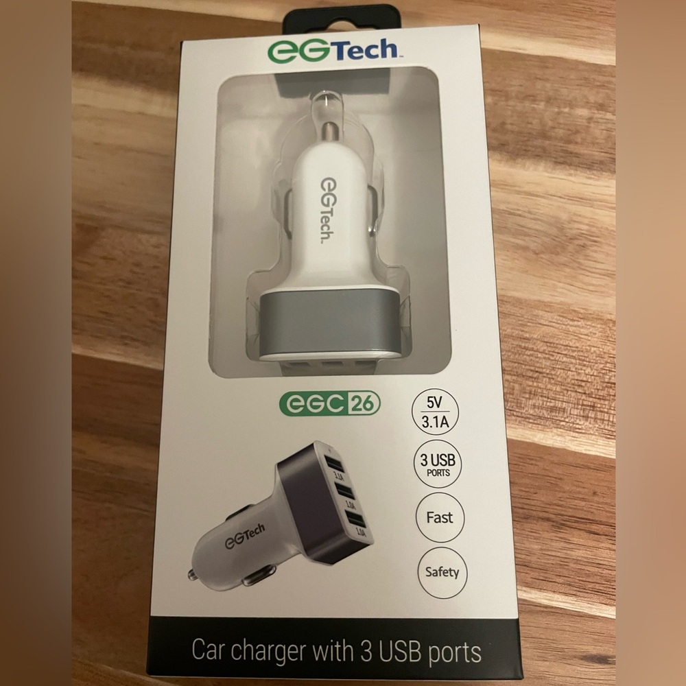 EG Tech car charger w/3 USB ports
